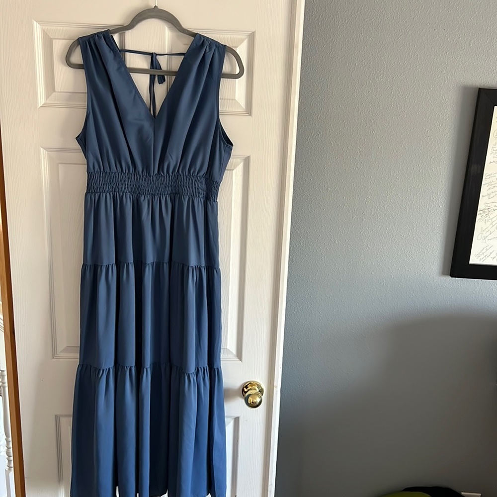 SHEIN long dress. Super flowing, not clingy.